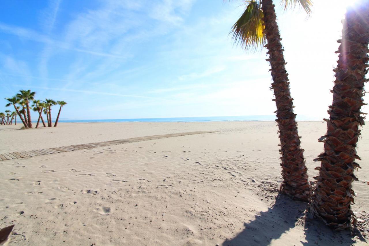 Global Properties, Apartamento Con Terraza Y Piscina A Un Paso De La Playa Canet d'En Berenguer Buitenkant foto